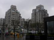 2002img 01 1