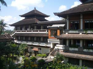 img main01