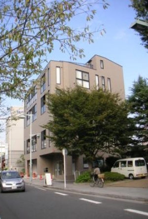 かまくら春秋社本社ビル